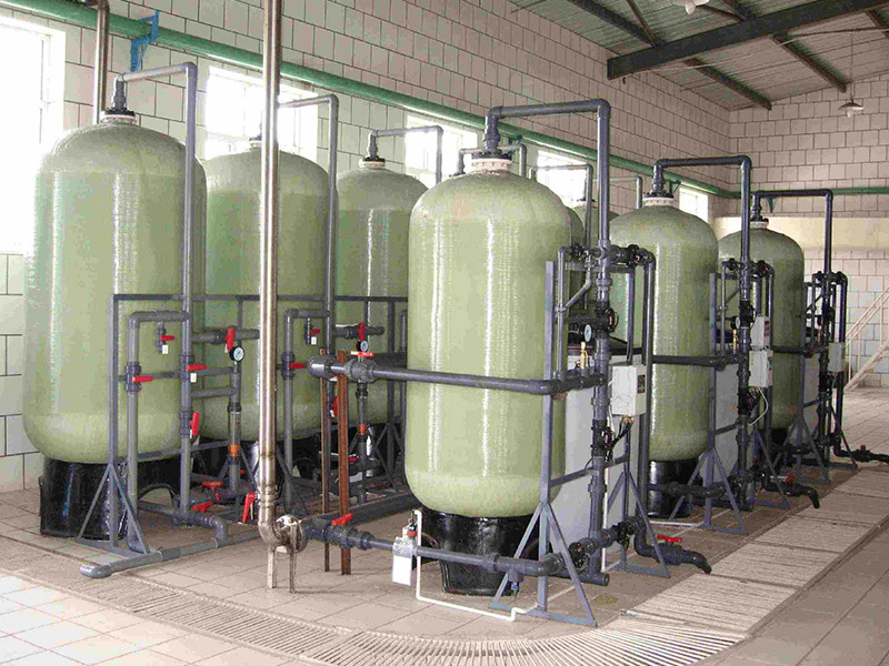 全自動軟化水設備是這樣來防垢除垢的！